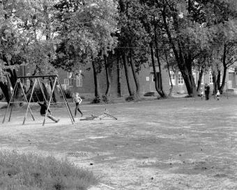 Spielplatz im Umsiedlerlager in Finkenwerder